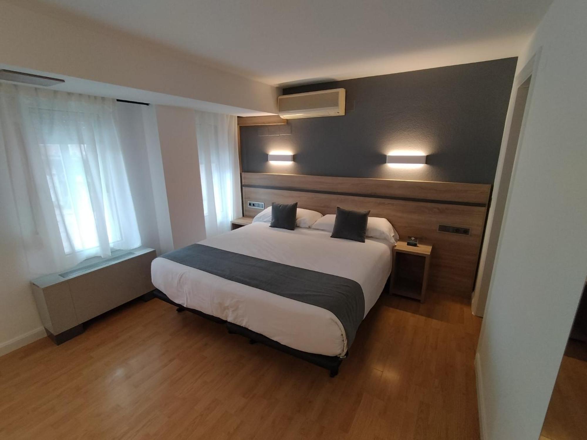 Hostal Alda Palencia Plaza 외부 사진